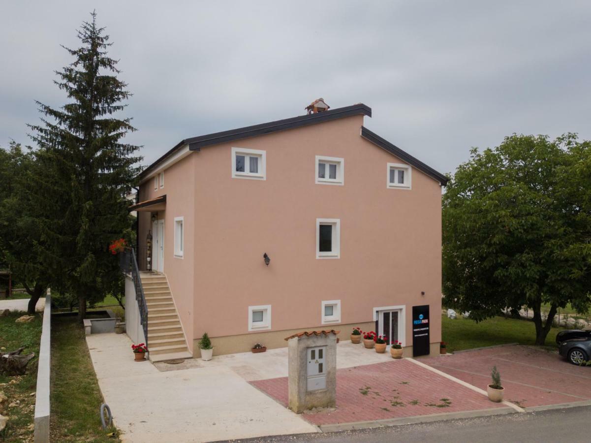 Apartamento Middle Istra Pazin Exterior foto