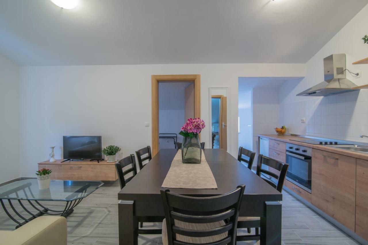 Apartamento Middle Istra Pazin Exterior foto