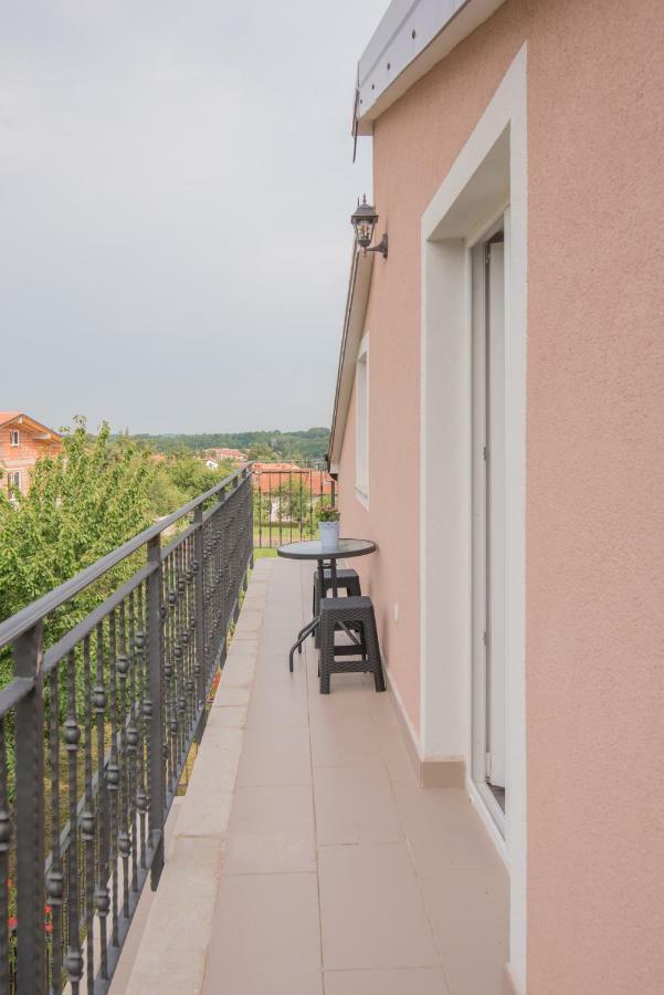 Apartamento Middle Istra Pazin Exterior foto